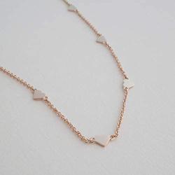 HONEYCAT Sweetheart Tiny Heart Charms Bracelet in Gold, Rose Gold, or Silver | Minimalist, Delicate Jewelry