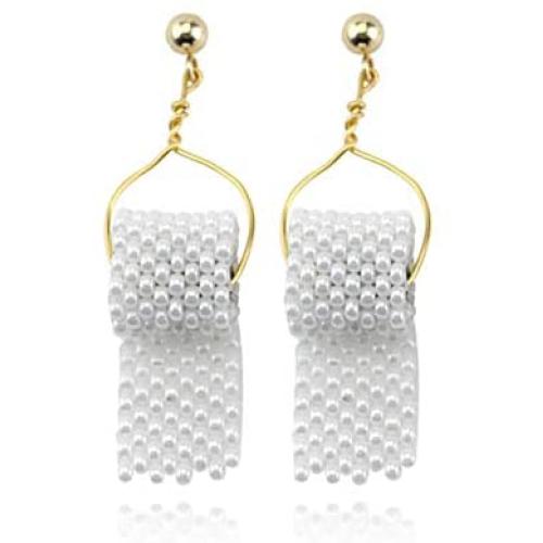 Funny Toilet Paper Roll Earrings Novelty Personality Handmade Beaded Toilet Paper Roll Pendant Drop Dangle Earrings Fashion Creative Hook Statement Earrings for Ladies Girls Charm Jewelry