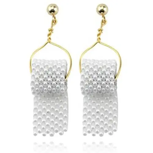 Funny Toilet Paper Roll Earrings Novelty Personality Handmade Beaded Toilet Paper Roll Pendant Drop Dangle Earrings Fashion Creative Hook Statement Earrings for Ladies Girls Charm Jewelry