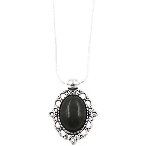 Irish Connemara Marble: Oval Scalloped Pendant Irish Connemara Marble: Oval Scalloped Pendant