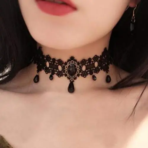 Kercisbeauty Black Lace Choker Gothic Necklace with Crystal for Women and Girls Halloween Party Custume Vintage Thick Choker Kercisbeauty Black Lace Choker Gothic Necklace with Crystal for Women and Girls Halloween Party Custume Vintage Thick Choker