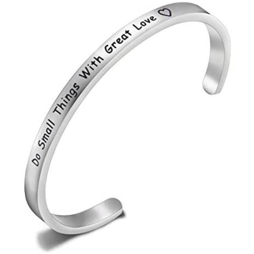 MAOFAED Religious Jewelry Do Small Things with Great Love Mother Teresa Social Worker Gift Scripture Bracelet Gift for Her