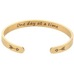 WinTrend Bracelet for Women 18K Gold Jewelry Mantra Cuff Bracelet Bangle Friend Encouragement Personalized Inspirational Funny Gift for Her Daughter Mom Friend