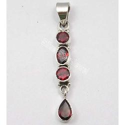 SilverStarJewel Facetted Garnet January Birthstone Pendant 4.6 cm 925 Solid Silver