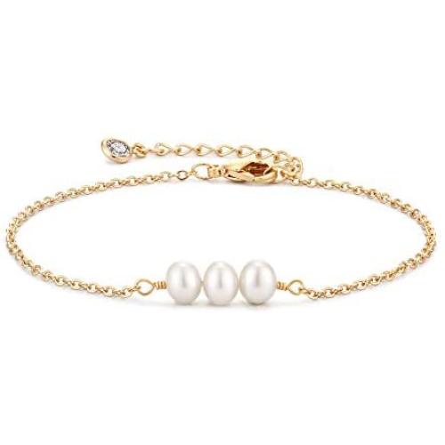 Mevecco Gold Tiny Pearl Bracelet,14K Gold Plated Cute Beaded Freshwater Cultured Pearls Tiny Charm Dainty Handmade Bracelet for Women…