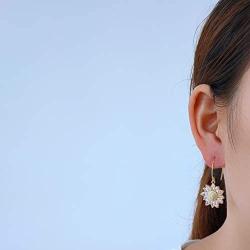 MFHUNX Sunflower Necklace Earrings Set for Women 18K Gold Plated You are My Sunshine Daisy Pendant Hypoallergenic Jewelry Sets Fashion Gifts for Girls
