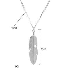 YienDoo Boho Silver Feather Pendant Necklace Chain Dainty Long Leaf Necklace Gypsy Charm Jewelry for Women and Girls
