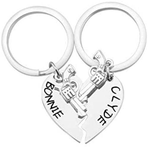 MAOFAED Couple Keychain Set Friendship Gift Bonnie Clyde Gift Partner in Crime Gift Gangster Gift