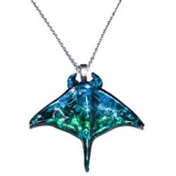 Handmade Ocean Blue Manta Ray Stingray Art Glass Blown Sea Animal Figurine Pendant Necklace Jewelry