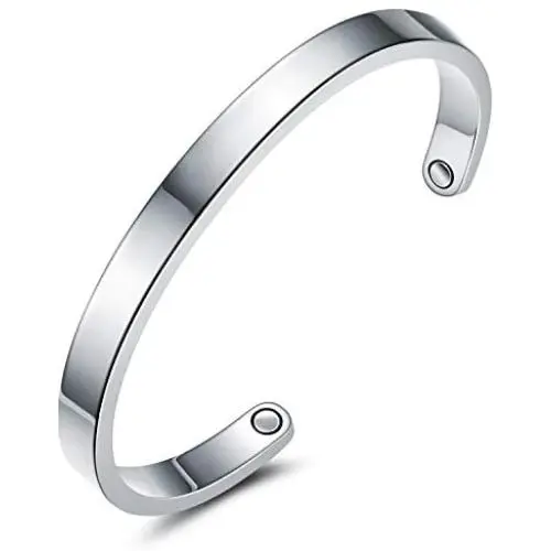 Kainier Cuff Bracelets Stainless Steel Bangle Bracelets for Women Men Engraved Mantra Never give up Adjustable Inspirational Jewelry Birthday Gifts (Silver)