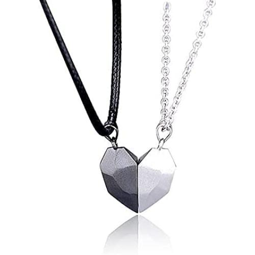 1 Pair Heart Necklace for Couples Black White Matching Pendant Friendship Distance Magnetic Love Heart Jewelry for Boyfriend Girlfriend Valentines Gifts