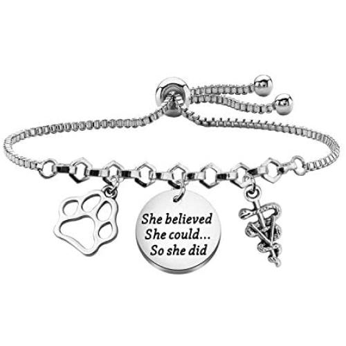 BLEOUK Veterinarian Bracelet for Women Vet Tech Gift Veterinarian Graduation Gift Inspirational Gift for Veterinarian
