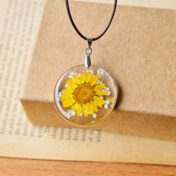 Jeni-Sely Handmade Real Dry Pressed Sunflower Round Resin Leather Necklace