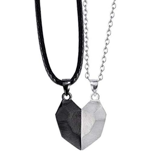 Caiyao 2Pcs Love HeartMutual Attraction Pendant Necklace for Couples Men Mowen Girlfriend Lovers Magnet Puzzle Matching Peach Heart Necklace Valentines Day Jewelry Gift