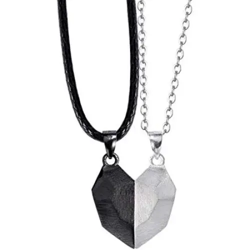 Caiyao 2Pcs Love HeartMutual Attraction Pendant Necklace for Couples Men Mowen Girlfriend Lovers Magnet Puzzle Matching Peach Heart Necklace Valentines Day Jewelry Gift
