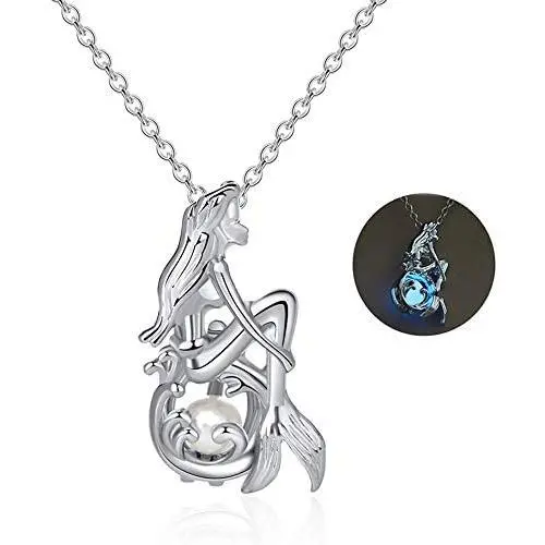 BQfife Mermaid Luminous Pendant Necklace statement Fluorescence Dainty Fish tail chain for Women Teen Girl Gift Jewelry