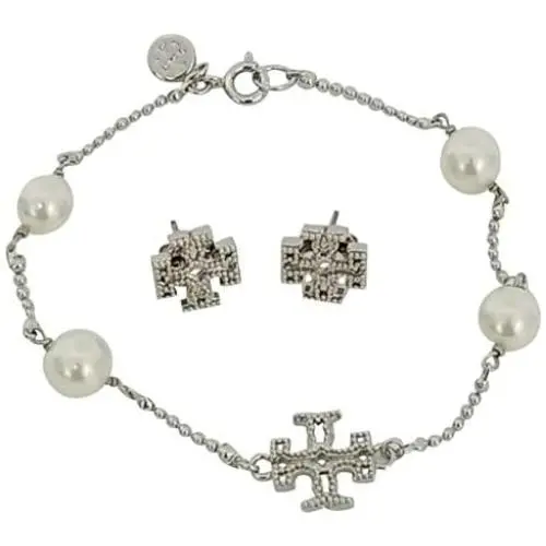 Tory Burch Womens Milgrain Logo Pearl Bracelet and Earring Set in Silver Tory Burch Womens Milgrain Logo Pearl Bracelet and Earring Set in Silver