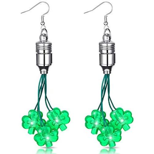 St. Patricks Day Light Up Shamrock Earrings LED Flashing Lucky Shamrock Dangle Earrings Green Irish Clover Earrings Glow Party Accessory for Women Girls