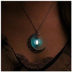 CanB Moon Pendant Necklace Chic Crystal Necklace Jewelry Silver Chain Fashion Necklace for Women and Girls