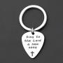 WUSUANED Christian Guitar Pick Keychain Sing to The Lord A New Song Religious Jewelry Inspirational Gift for Musicians Worship Leader