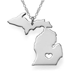 1pcs/lot Stainless Steel Michigan Map Charm Pendant Necklaces with a Heart (Silver)