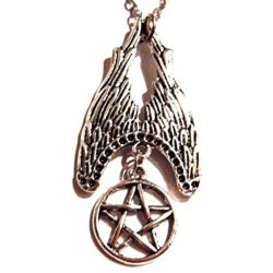 Fallen Angel inverted pentagram & wings Satanic Pendant Necklace pentacle devil witch