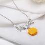 NICEMOVIC Sunflower Pearl Necklace Sweet Resin Daisy Flower Choker Necklace Leaf Pendant Necklace Fashion Jewelry Gift for Women and Girls.(Silver)