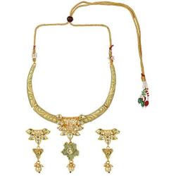 Efulgenz Indian Bollywood Traditional 14 K Gold Plated Kundan Pearl Wedding Choker Necklace Earrings Jewelry Set