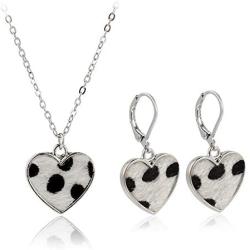 Pingyongchang 2pcs Silver Plated Cow Print Furs Necklace and Earring Cute Short Choker Fashion Simple Heart Pendant Necklaces for Women Girls Kids