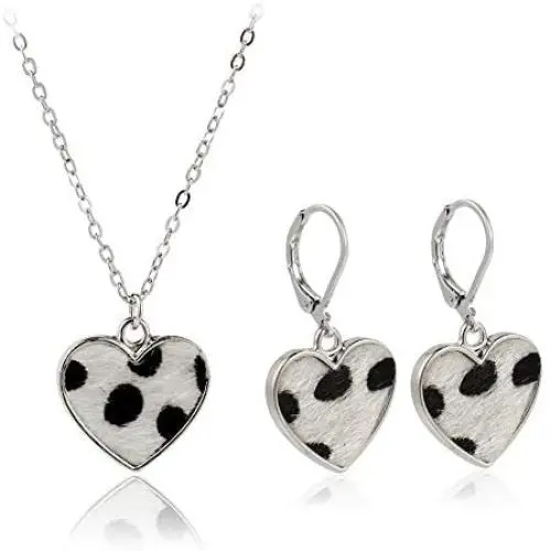 Pingyongchang 2pcs Silver Plated Cow Print Furs Necklace and Earring Cute Short Choker Fashion Simple Heart Pendant Necklaces for Women Girls Kids Pingyongchang 2pcs Silver Plated Cow Print Furs Necklace and Earring Cute Short Choker Fashion Simple Heart Pendant Necklaces for Women Girls Kids