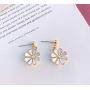 HANGO fashion all-match creative earrings, resin petal earrings, multilayer daisy flower earrings, acrylic sweet earrings, suitable for Valentines Day gifts, birthday parties, and Mothers Day gifts