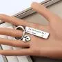 CENWA Parents of Twins Gift Twin Mom/Dad Keychain You Dont Scare Me I Have Twins Dad/Mom of Twins Gift CENWA Parents of Twins Gift Twin Mom/Dad Keychain You Dont Scare Me I Have Twins Dad/Mom of Twins Gift