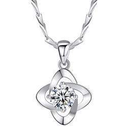 PAPUKA 925 Sterling Silver Four Leaf Clover Pendant Necklace for Women Girls,5A Cubic Zirconia Christmas Fashion Jewelry Gift Birthday Gift for Mom Women Wife Girls Her