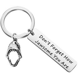 BLEOUK Shark Keychain Shark Lovers Gifts Shark Week Friendship Gift Don’t Forget How Jawsome You are for Shark Girl Shark Stuff Diver Gifts