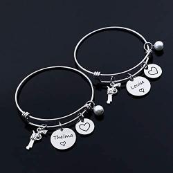 Eigso Thelma and Louise Gift Best Friends Keychain Bracelet Friendship Jewelry Pistol Gun Charm Friendship Gift