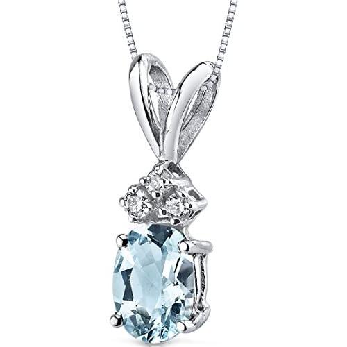 14 Karat White Gold Oval Shape 0.75 Carats Aquamarine Diamond Pendant