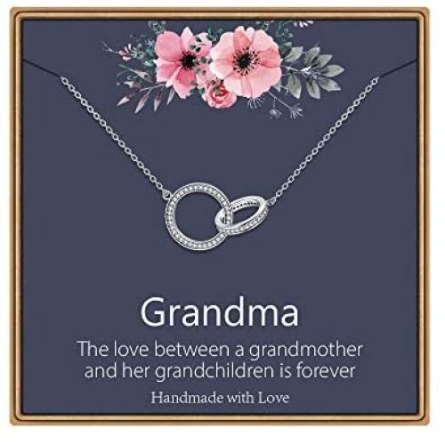 Necklaces for Women Girls, Butterfly Necklace Thank You Gifts 2 Circles Necklace Gifts for Grandma Aunt Niece Stepmother Sister Mother Daughter Necklace Generation Jewelry Teacher Gifts for Women