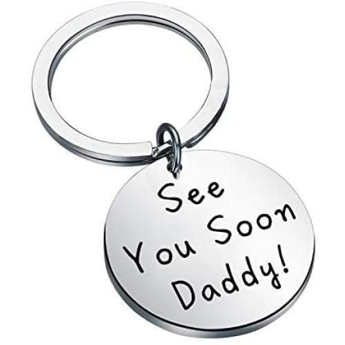 WUSUANED Daddy to Be Gift See You Soon Daddy Pregnancy Announcement Keychain Baby Announcement Keychain Gift for New Dad