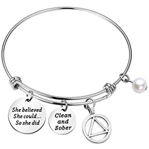 BLEOUK Alcoholics Anonymous Recovery Gift AA Gift Clean and Sober Addiction Recovery Gift She Believed She Could So She Did Sobriety Gifts Celebrate Sobriety Birthday