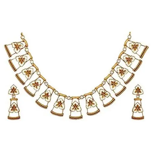 Tarinika Rukmini Kundan Gold-Plated Indian Jewelry Set with Necklace and Earrings - White Tarinika Rukmini Kundan Gold-Plated Indian Jewelry Set with Necklace and Earrings - White