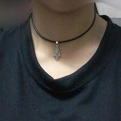 TseanYi Short Suede Chker Necklace Black Dangle Hamsa Necklace Chain Minimalist Necklaces Vintage Neck Chain Jewelry for Women and Girls (Silver eye)