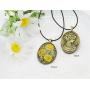 Jewelryland Handmade Dry Processed Real Flower Daisy/Chrysanthemum/Forget Me Not Pendant Necklace