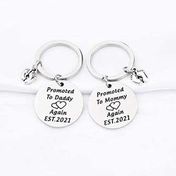 FUSTMW Promoted to Daddy/Mommy Again EST.2021 Gifts Pregnancy Announcement Keychain New Dad Gift Mama to be Mommy Jewelry