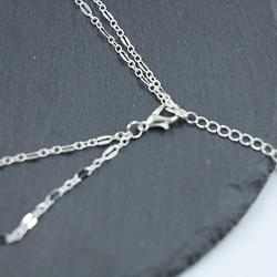 YienDoo Fashion Lasso Y Necklace Chain Dainty Multilayer Tassel Pendant Charm Minimalist Necklace Jewelry for Women and Girls (Silver)