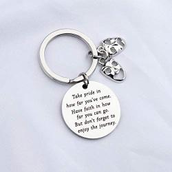 FUSTMW Drama Keychain Theater Gifts Comedy Tragedy Masks Keychain Drama Graduation Gifts for Drama Students Actor Actress Gifts