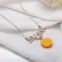 NICEMOVIC Sunflower Pearl Necklace,Sweet Resin Daisy Flower Choker Necklace Leaf Pendant Necklace Fashion Jewelry Gift for Women and Girls.(Rose Gold)