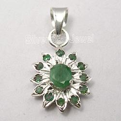 SilverStarJewel 925 Solid Silver Emerald May Birthstone Necklace Pendant 0.9'' Gems Gift