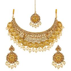 Bindhani Indian Jewelry Bridal Bridemaids Wedding Jewellery Choker Gold Plated Bollywood Kundan Necklace Earrings Tikka Set for Women