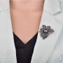Vintage Black Crystal Flower Brooches Women Banquet Costume Brooch Pin Jewelry Clothes Accessories