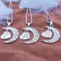 Misola I Love You to The Moon and Back Women Pendants Necklace Best Christmas Birthday Gifts for Mom Daughter Grandama Sisther Jewelry Gifts for Daughter Form Mom and Dad